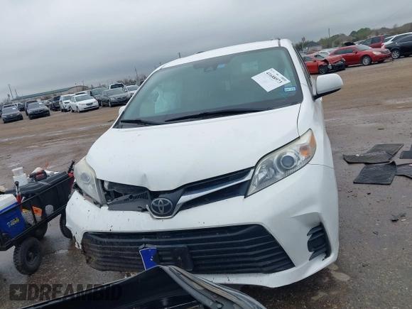 2020 Toyota Sienna LE Auto Access Seat с VIN 5TDKZ3DC1LS068541, выставлен на аукционе IAAI как лот 41688973 с пробегом 92 097 миль миль и . История ставок и продаж доступна на DreamBid. Изображение 12.
