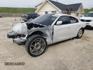 2020 Dodge Charger Scat Pack Widebody z VIN 2C3CDXGJ7LH137806, wystawiony jako Copart lot #55651735 z przebiegiem Nie podano mil oraz Szkoda całkowita • Salvage title. Historia ofert i sprzedaży dostępna na DreamBid. Obrazek 1.