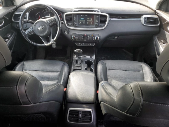 2017 Kia Sorento EX V6 with VIN 5XYPH4A51HG192026, listed as a Copart auction lot 84047994 with 112,610 mi miles and Salvage Title. Bid and sale history available at carsss.com. Image 8.