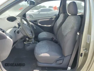 2000 Toyota ECHO z VIN JTDAT1235Y0040059, wystawiony jako Copart lot #58095685 z przebiegiem 134 580 mil mil oraz Tytuł czysty. Historia ofert i sprzedaży dostępna na DreamBid. Obrazek 7.