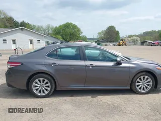 2019 Toyota Camry LE with VIN 4T1B11HK9KU229110, listed as a IAAI auction lot 42133332 with 17,541 mi miles and . Bid and sale history available at DreamBid. Image 14.