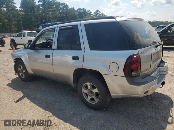 2005 Chevrolet TrailBlazer LS with VIN 1GNDS13S452162960, listed as a Copart auction lot 67789014 with 147,651 mi miles and Salvage Title. Bid and sale history available at DreamBid. Image 2.