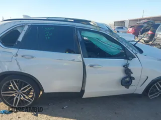 2016 BMW X5 sDrive35i with VIN 5UXKR2C52G0R69101, listed as a IAAI auction lot 41807519 with 1 mi miles. Bid and sale history available at carsss.com. Image 14.