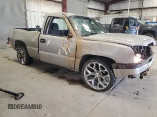 2005 Chevrolet Silverado 1500 LS with VIN 1GCEC14T75Z254816, listed as a Copart auction lot 45102935 with 124,541 mi miles and Salvage title. Bid and sale history available at DreamBid. Image 4.