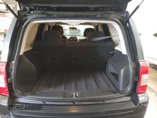 2015 Jeep Patriot Altitude z VIN 1C4NJPBA0FD285379, wystawiony jako IAAI lot #42139132 z przebiegiem 143 107 mil mil oraz . Historia ofert i sprzedaży dostępna na DreamBid. Obrazek 17.