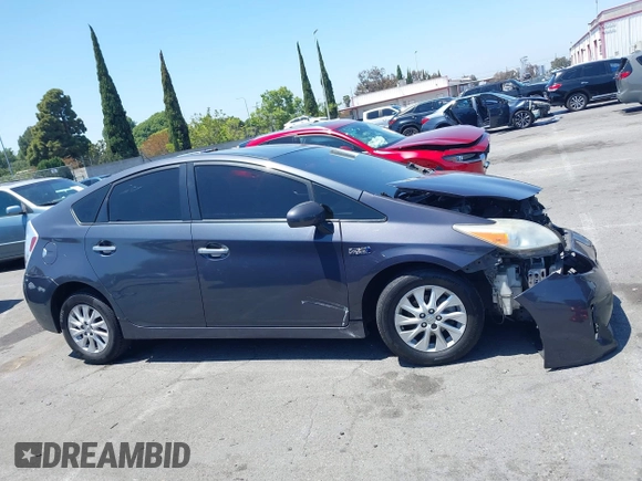 2012 Toyota Prius z VIN JTDKN3DP6C3029699, wystawiony jako IAAI lot #42294115 z przebiegiem 174 894 mil mil oraz . Historia ofert i sprzedaży dostępna na DreamBid. Obrazek 14.