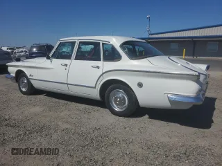 1960 Plymouth Valiant z VIN 1302156208, wystawiony jako Copart lot #65171755 z przebiegiem 84 776 mil mil oraz Czysty tytuł • Clean title. Historia ofert i sprzedaży dostępna na DreamBid. Obrazek 2.