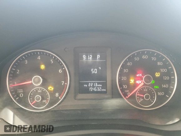 2010 Volkswagen Jetta SE z VIN 3VWRZ7AJ6AM008385, wystawiony jako Copart lot #57527875 z przebiegiem 194 632 mil mil oraz Nie do naprawy • Non repairable. Historia ofert i sprzedaży dostępna na DreamBid. Obrazek 9.