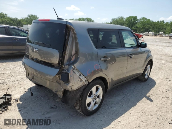 2019 Kia Soul z VIN KNDJN2A26K7019597, wystawiony jako Copart lot #56682805 z przebiegiem 88 739 mil mil oraz Szkoda całkowita • Salvage title. Historia ofert i sprzedaży dostępna na DreamBid. Obrazek 3.