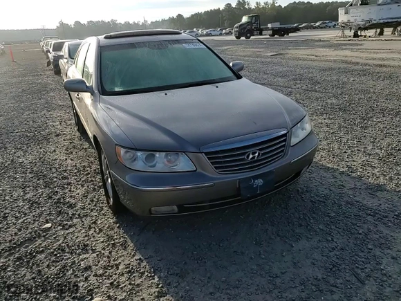 2006 Hyundai Azera SE with VIN KMHFC46F26A133300, listed as a Copart auction lot 74730624 with 100,963 mi miles and Salvage Title. Bid and sale history available at carsss.com. Image 10.