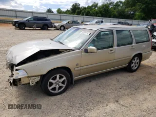 1999 Volvo V70 с VIN YV1LW55A2X2555888, выставлен на аукционе Copart как лот 58222784 с пробегом 205 133 миль миль и Списание • Salvage title. История ставок и продаж доступна на DreamBid. Изображение 1.