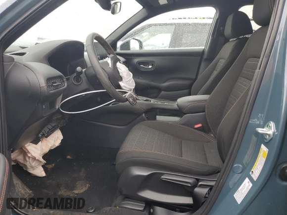 2024 Honda HR-V Sport with VIN 3CZRZ2H54RM774118, listed as a Copart auction lot 43712525 with 8,489 mi miles and Salvage Title. Bid and sale history available at carsss.com. Image 7.