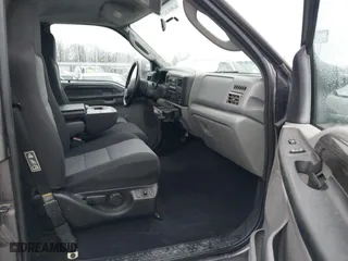 2004 Ford Super Duty F-250 XL with VIN 1FTNW21L24EA27704, listed as a IAAI auction lot 41150150 with 155,321 mi miles. Bid and sale history available at carsss.com. Image 5.