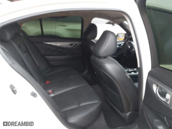 2015 Infiniti Q50 Premium with VIN JN1BV7APXFM352439, listed as a IAAI auction lot 41585855 with NaN miles. Bid and sale history available at carsss.com. Image 8.