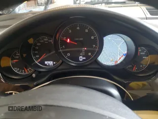 2014 Porsche Panamera z VIN WP0AA2A79EL009679, wystawiony jako Copart lot #49444915 z przebiegiem 80 908 mil mil oraz Szkody całkowita. Historia ofert i sprzedaży dostępna na DreamBid. Obrazek 9.