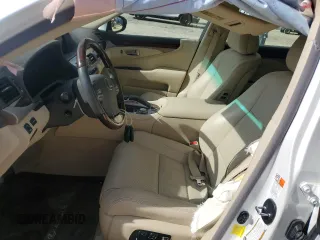 2017 Lexus LS with VIN JTHBL5EF2H5146388, listed as a Copart auction lot 84803954 with 43,444 mi miles and Salvage Title. Bid and sale history available at carsss.com. Image 7.