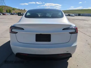 2025 Tesla Model 3 Long Range z VIN 5YJ3E1EA0SF931348, wystawiony jako Copart lot #57074935 z przebiegiem 2 153 mil mil oraz Szkoda całkowita • Salvage title. Historia ofert i sprzedaży dostępna na DreamBid. Obrazek 6.