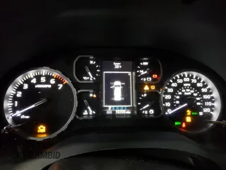 2021 Toyota Tundra Platinum z VIN 5TFAY5F17MX008071, wystawiony jako Copart lot #44320385 z przebiegiem 59 398 mil mil oraz Szkoda całkowita • Salvage title. Historia ofert i sprzedaży dostępna na DreamBid. Obrazek 9.