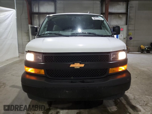 2022 Chevrolet Express Passenger LS z VIN 1GAZGNFP7N1272754, wystawiony jako Copart lot #73560924 z przebiegiem 25 492 mil mil oraz Czysty tytuł • Clean title. Historia ofert i sprzedaży dostępna na DreamBid. Obrazek 5.