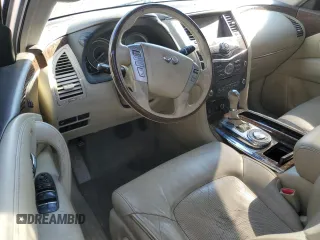 2015 Infiniti QX80 z VIN JN8AZ2NF3F9571753, wystawiony jako Copart lot #55229565 z przebiegiem 115 777 mil mil oraz Czysty tytuł • Clean title. Historia ofert i sprzedaży dostępna na DreamBid. Obrazek 8.