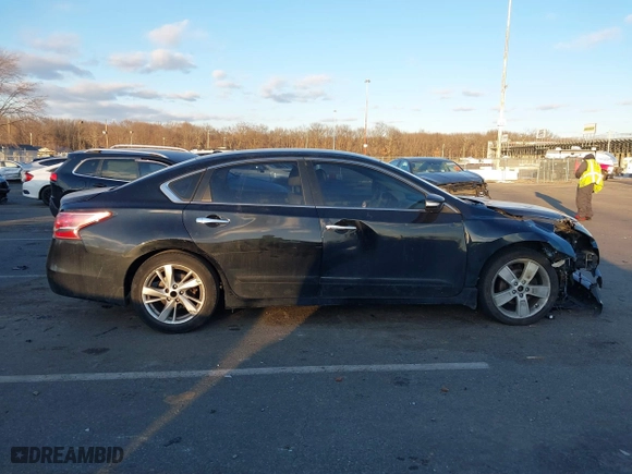 2013 Nissan Altima 2.5 SL with VIN 1N4AL3AP5DC246223, listed as a IAAI auction lot 41351155 with 139,298 mi miles. Bid and sale history available at carsss.com. Image 13.