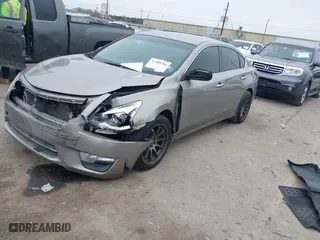 2014 Nissan Altima 2.5 S with VIN 1N4AL3AP5EN378999, listed as a IAAI auction lot 41588766 with 118,904 mi miles. Bid and sale history available at carsss.com. Image 17.