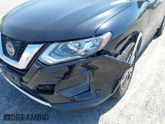 2019 Nissan Rogue SV with VIN JN8AT2MV8KW379699, listed as a IAAI auction lot 42132661 with 1 mi miles. Bid and sale history available at carsss.com. Image 6.