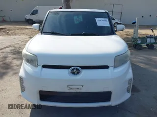 2015 Scion xB with VIN JTLZE4FE3FJ080193, listed as a IAAI auction lot 41976842 with 164,988 mi miles. Bid and sale history available at carsss.com. Image 13.