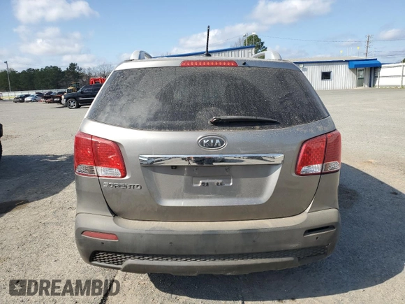 2011 Kia Sorento LX with VIN 5XYKT3A1XBG097651, listed as a Copart auction lot 47799775 with 136,918 mi miles and Salvage Title. Bid and sale history available at carsss.com. Image 6.