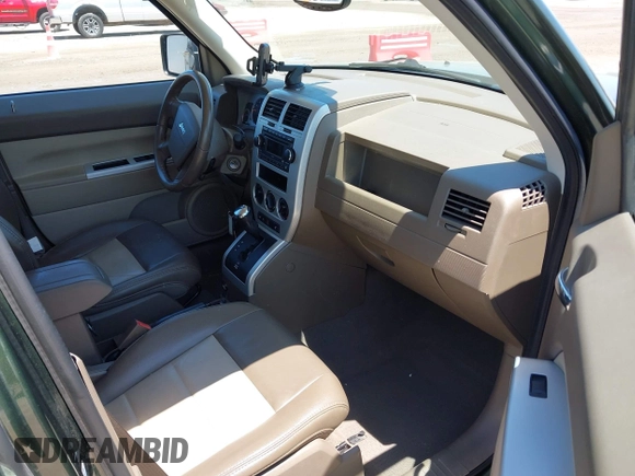 2008 Jeep Patriot Limited with VIN 1J8FT48W38D708743, listed as a IAAI auction lot 42665046 with 71,176 mi miles and . Bid and sale history available at DreamBid. Image 5.