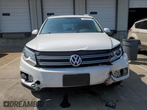2015 Volkswagen Tiguan SEL with VIN WVGAV7AX3FW514081, listed as a Copart auction lot 59206245 with 121,166 mi miles and Salvage title. Bid and sale history available at DreamBid. Image 5.