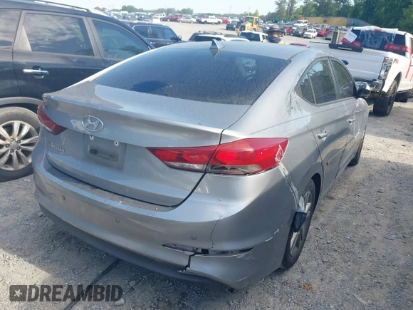2017 Hyundai Elantra Limited z VIN 5NPD84LF9HH012065, wystawiony jako IAAI lot #42193305 z przebiegiem 62 766 mil mil oraz . Historia ofert i sprzedaży dostępna na DreamBid. Obrazek 4.