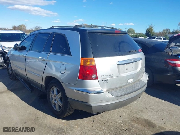 2006 Chrysler Pacifica Touring with VIN 2A8GM68496R900867, listed as a IAAI auction lot 40924292 with 219,103 mi miles. Bid and sale history available at carsss.com. Image 3.