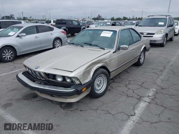 1985 BMW 6 Series 635CSi with VIN WBAEC8400F0610637, listed as a IAAI auction lot 41935412 with 129,943 mi miles. Bid and sale history available at carsss.com. Image 2.