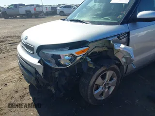 2018 Kia Soul with VIN KNDJN2A24J7575650, listed as a IAAI auction lot 41668389 with 88,759 mi miles. Bid and sale history available at carsss.com. Image 6.