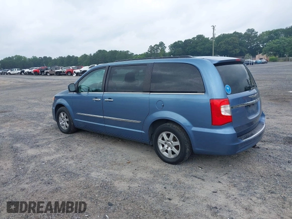 2012 Chrysler Town & Country Touring z VIN 2C4RC1BG2CR118933, wystawiony jako IAAI lot #42426169 z przebiegiem 192 164 mil mil oraz . Historia ofert i sprzedaży dostępna na DreamBid. Obrazek 3.
