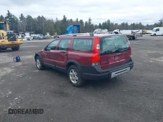 2005 Volvo XC70 with VIN YV1SZ592851203536, listed as a IAAI auction lot 41851395 with 212,201 mi miles and . Bid and sale history available at DreamBid. Image 3.