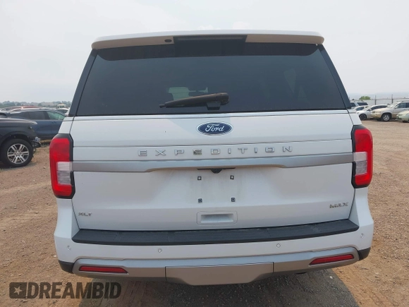 2024 Ford Expedition Max XLT with VIN 1FMJK1J83REA58270, listed as a IAAI auction lot 42660456 with 36,022 mi miles and . Bid and sale history available at DreamBid. Image 17.
