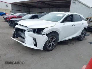 2024 Lexus RX 350 z VIN 2T2BAMBA5RC024585, wystawiony jako IAAI lot #41197857 z przebiegiem 18 031 mil mil oraz . Historia ofert i sprzedaży dostępna na DreamBid. Obrazek 2.