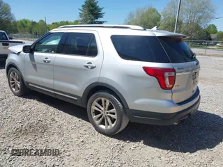 2018 Ford Explorer XLT with VIN 1FM5K7D85JGC22000, listed as a IAAI auction lot 42046406 with 227,828 mi miles and . Bid and sale history available at DreamBid. Image 3.