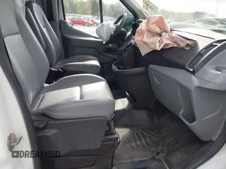 2016 Ford Transit Cargo z VIN 1FTYE1YMXGKB48964, wystawiony jako IAAI lot #41227860 z przebiegiem Nie podano mil oraz . Historia ofert i sprzedaży dostępna na DreamBid. Obrazek 5.