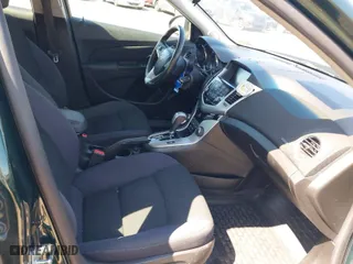 2014 Chevrolet Cruze 1LT with VIN 1G1PC5SB5E7187521, listed as a IAAI auction lot 41914482 with 149,217 mi miles. Bid and sale history available at carsss.com. Image 5.
