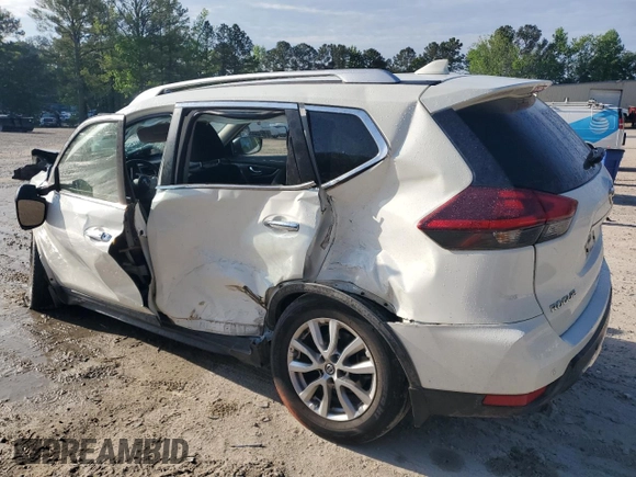 2020 Nissan Rogue S z VIN KNMAT2MV5LP514712, wystawiony jako Copart lot #54103225 z przebiegiem Nie podano mil oraz Szkoda całkowita • Salvage title. Historia ofert i sprzedaży dostępna na DreamBid. Obrazek 2.