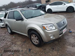 2010 Mercury Mariner z VIN 4M2CN8B72AKJ26707, wystawiony jako IAAI lot #41566839 z przebiegiem 140 029 mil mil oraz . Historia ofert i sprzedaży dostępna na DreamBid. Obrazek 1.