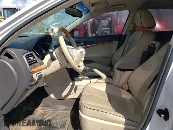 2010 Lincoln MKZ with VIN 3LNHL2GC3AR602314, listed as a Copart auction lot 54420215 with 92,000 mi miles and Salvage Title. Bid and sale history available at carsss.com. Image 7.