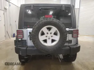 2013 Jeep Wrangler Unlimited Sport with VIN 1C4BJWDG1DL684402, listed as a Copart auction lot 81621904 with 163,726 mi miles and Clean Title. Bid and sale history available at carsss.com. Image 6.