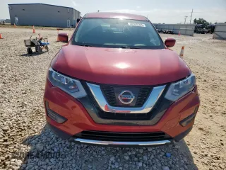 2017 Nissan Rogue SL z VIN JN8AT2MT2HW403602, wystawiony jako Copart lot #60900005 z przebiegiem 87 149 mil mil oraz Szkoda całkowita • Salvage title. Historia ofert i sprzedaży dostępna na DreamBid. Obrazek 5.