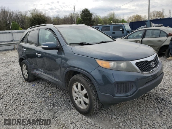 2011 Kia Sorento LX with VIN 5XYKT4A20BG158875, listed as a Copart auction lot 50928455 with 164,784 mi miles and Salvage Title. Bid and sale history available at DreamBid. Image 4.