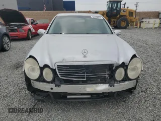 2006 Mercedes-Benz E 500 z VIN WDBUF70J76A883405, wystawiony jako Copart lot #58378925 z przebiegiem 117 433 mil mil oraz Szkoda całkowita • Salvage title. Historia ofert i sprzedaży dostępna na DreamBid. Obrazek 5.