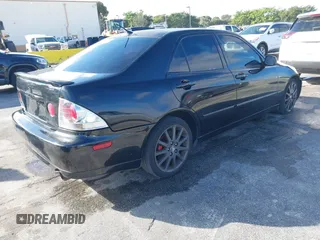2004 Lexus IS 300/350 with VIN JTHBD192840089344, listed as a IAAI auction lot 41270601 with 195,948 mi miles and . Bid and sale history available at carsss.com. Image 4.